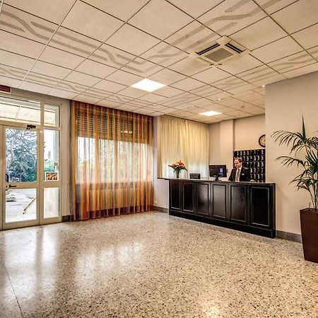 Hotel Domus Urbis à Rome Extérieur photo