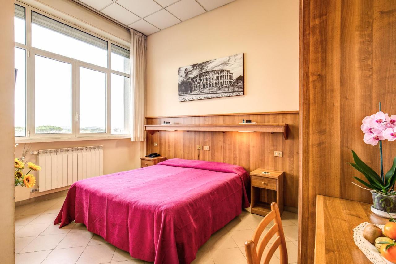 Hotel Domus Urbis à Rome Extérieur photo