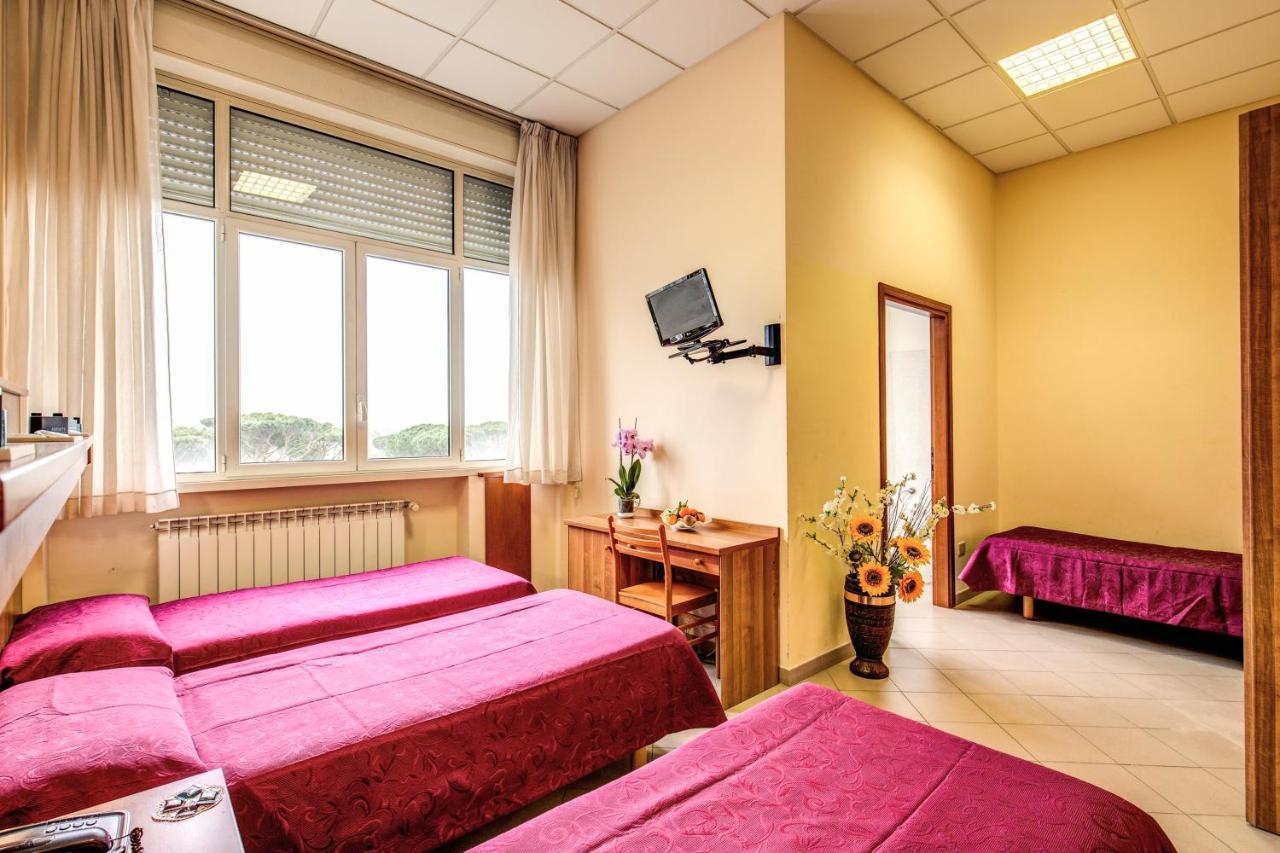 Hotel Domus Urbis à Rome Extérieur photo